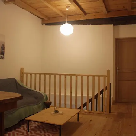 Bed & Breakfast L'ancienne Mairie, Lafage